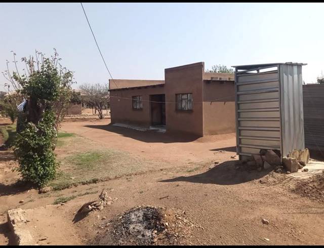 2 BEDROOM HOUSE FOR SALE IN MANKWENG